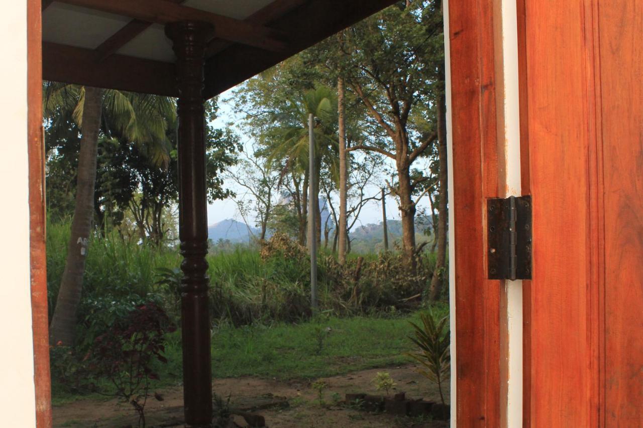 Sigiriya Hillside View Villa Extérieur photo